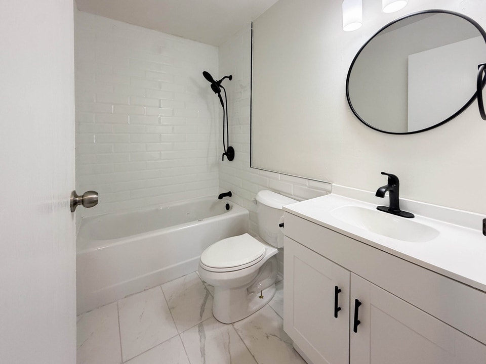 Fenwick 1 Bedroom Apartment for Rent - 704 Canboro Road 5