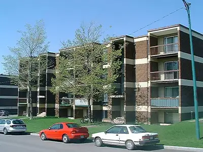 APPELEZ DIRECTEMENT NOTRE AGENTE DE LOCATION ELLE SE FERA UN PLAISIR DE RÉPONDRE À TOUTES VOS QUESTI...