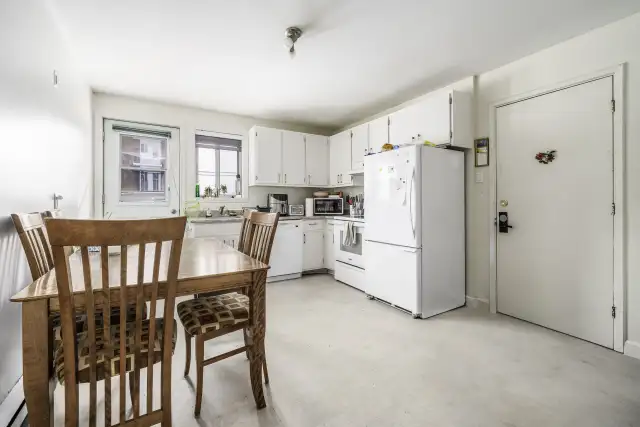 Appartement 4 ½ à louer Charlesbourg mars 2026 in Long Term Rentals in Québec City - Image 3