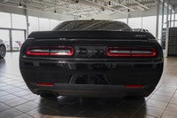 PITCH BLACK,WHEELS: 20 X 9.5 SRT MATTE BLACK FORGED ALUM (STD),ENGINE: 6.2L SUPERCHARGED HEMI HELLCA... (image 2)