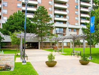 1, 2 & 3 Bedroom Apartments for Rent - Bathurst & Wilson in Long Term Rentals in City of Toronto
