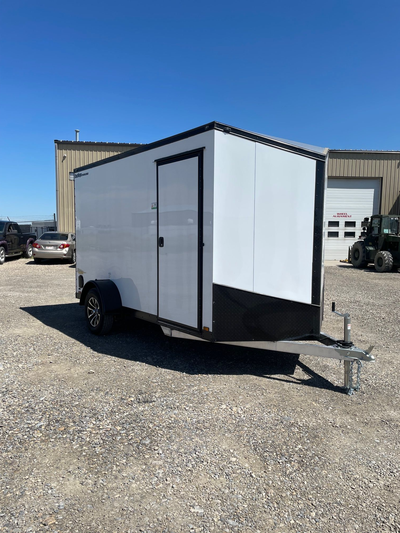 OUT THE DOOR PRICING @ $9,999 TAX IN CASH DEAL, LEASE OR FINANCE OAC ! New Cargo King By Forest rive...