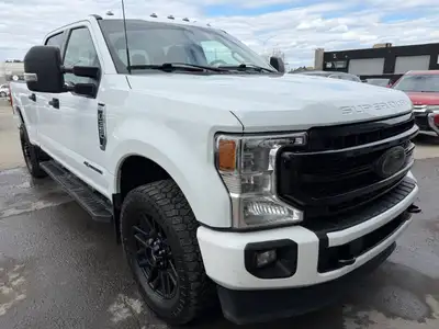 2022 FORD F-350 Super Duty 4MK Auto 514 865 4438 2022 Ford F-350 Super Duty XLT 4X4 6.7L Power Strok...