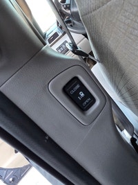 2016 Honda Odyssey Year: 2016 Make: Honda Model: Odyssey Mileage:248,000 Km Transmission: Automatic... (image 8)