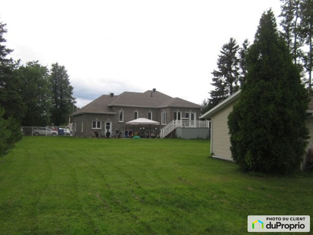 $700,000 - Triplex for sale in Alma — photo 2