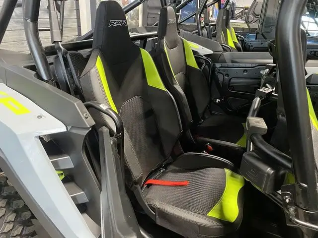 2025 Polaris RZR XP 4 1000 Ultimate in ATVs in City of Halifax - Image 4