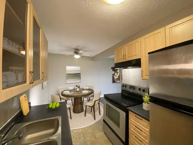 Inglewood Apartment For Rent | King's Court Apartments in Long Term Rentals in Edmonton - Image 3