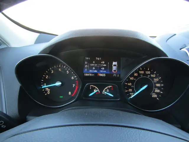 2019 Ford Escape SE 4WD Sport Appearance / Carplay / Navi / B.Ca in Cars & Trucks in Calgary - Image 19