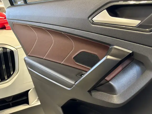 2023 Volkswagen Tiguan R-Line|4MOTION|NAV|FENDERAUDIO|7PASS|BROW in Cars & Trucks in City of Toronto - Image 17
