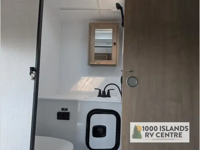 2024 Palomino Real-Lite HS-1916 in Travel Trailers & Campers in Kingston - Image 13