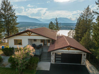 631 UPPER LAKEVIEW ROAD Windermere, British Columbia