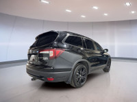 Experience refined capability in the 2022 Honda Pilot Black Edition, now available at Moose Jaw Hond... (image 4)