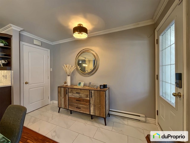$375,000 - Condominium in Pointe-Aux-Trembles / East Montreal — photo 2