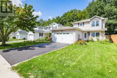 Welcome to this charming three-bedroom, one-and-a-half-bathroom two-storey home located in the quiet...