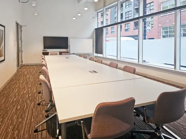 Office space to rent for 10 persons in Spaces Cité Multimédia Mo in Commercial & Office Space for Rent in City of Montréal - Image 10