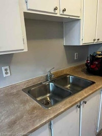 2 Bedroom Unit 11 on second floor with balcony is available 1 August at 527 Parkside Drive in waterl... (image 2)