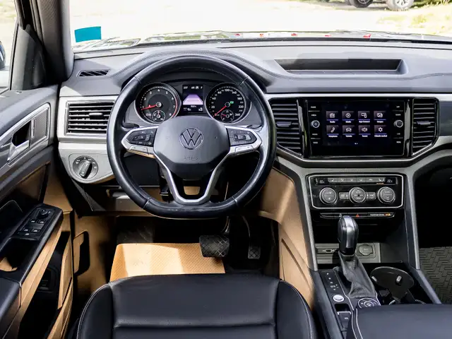 2020 Volkswagen Atlas Cross Sport Comfortline 2.0 Tsi in Cars & Trucks in Edmonton - Image 15