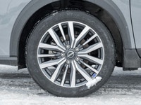 Check out this 2024 Nissan Kicks SV before it's too late! *Get Your Money's Worth for this Nissan Ki... (image 2)