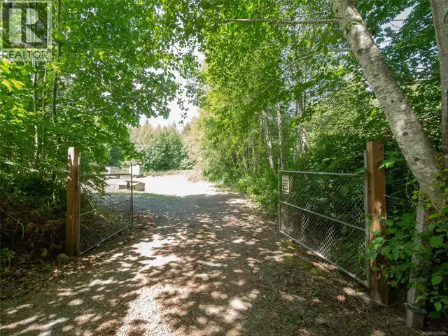 1935 Waring Rd Nanaimo, British Columbia in Land for Sale in Nanaimo - Image 17