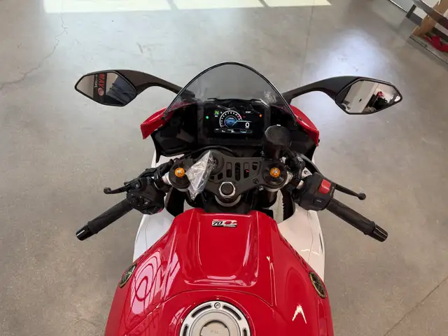 2026 Yamaha YZF-R7 70th Anniversary Edition in Street, Cruisers & Choppers in Winnipeg - Image 12