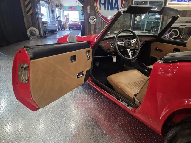 1973 Triumph Spitfire Overdrive in Classic Cars in Thetford Mines - Image 17