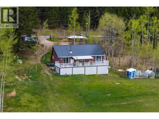 7796 N BRIDGE LAKE ROAD Bridge Lake, British Columbia in Houses for Sale in 100 Mile House - Image 5