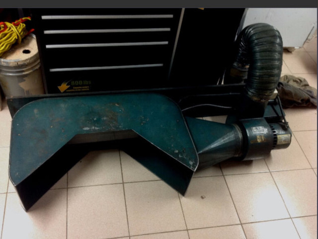 Dust control system with skate sharpener sharpening machine set in Power Tools in City of Toronto - Image 2