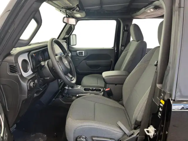 2025 Jeep Wrangler Sport 2 Door 4x4 in Cars & Trucks in Ottawa - Image 13