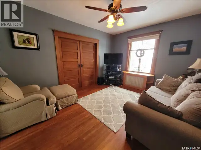 717 Coteau AVENUE Weyburn, Saskatchewan in Houses for Sale in Regina - Image 10