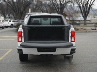 2018 Chevrolet Silverado 1500 High Country Premium, powerful, and built to stand out this 2018 Chevr... (image 6)