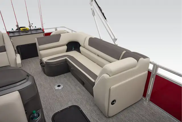 2026 Sun Tracker Fishin' Barge 22 XP3 TRITOON -pontoon boat in Powerboats & Motorboats in Prince Albert - Image 24