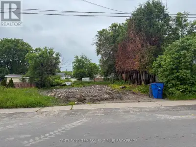 For Sale and ready for a build - vacant lot in Haileybury. 50 x 89 foot lot, where a house burned do...