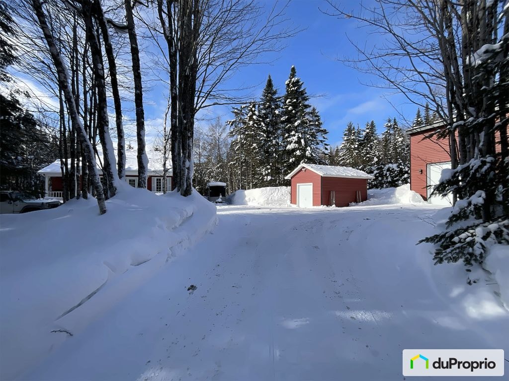 $664,900 - Bungalow for sale in Lac-Beauport — photo 2