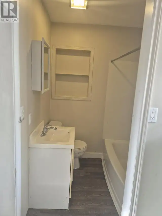 227 Turner AVE Sault Ste. Marie, Ontario in Long Term Rentals in Sault Ste. Marie - Image 9