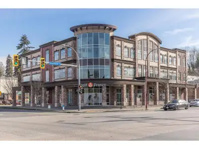 Welcome to this beautiful - recently renovated - office on the 2nd floor of Pioneer Square! Located...