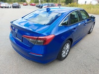 Automatic Transmission Apple Carplay Android Auto Sunroof Adaptive Cruise Control Lane Keep Assist B... (image 4)