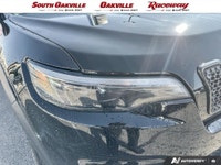 Clean CARFAx No Accidents, 3.517 Axle Ratio, 4 & 7-Pin Wiring Harness, Advanced Safety Group, Air Co... (image 9)