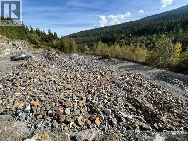 00 Oxbow Frontage Road Malakwa, British Columbia in Land for Sale in Kamloops - Image 19