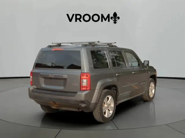 2011 Jeep Patriot – 4x4 Compact + Included Warranty62930786111617124