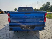 2022 Chevrolet Silverado 1500 RST 4x4 Crew Cab with the powerful 5.3L V8 and 163,322 km! Clean histo... (image 4)