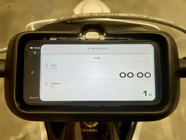 2025 STARK FUTURE VARG 1.2 MX-MOTOCROSS + NEUF 0 HR + GARANTIE 2 in Dirt Bikes & Motocross in Laval / North Shore - Image 12