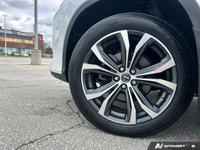 * - Premium Package * Sunroof * Wood trim * Driver memory seat * - Luxury Package * Real leather sea... (image 8)