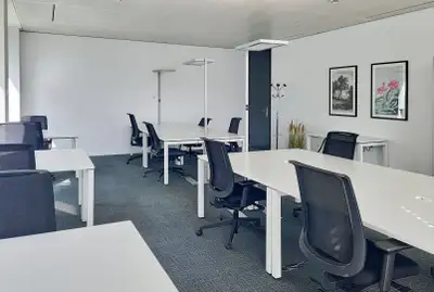 Flexible large office for rent designed to accommodate 50 people at Regus The Atrium. A fully servic...