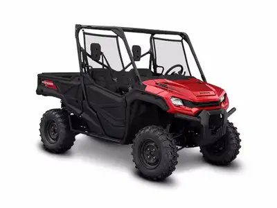 This unit is ready for anything, Featuring full cab enclosure, glass windshield with wiper kit, winc...