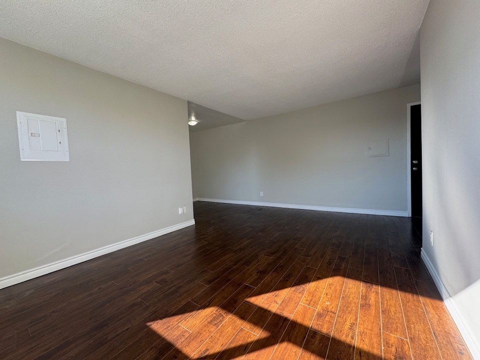 Updated 1 Bedroom & 1 Bathroom Apartment! 3