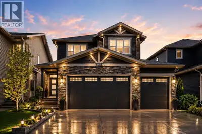 Welcome to 1402 Price Road, Carstairs!Spacious and family-friendly, this beautiful 2-storey home fea...