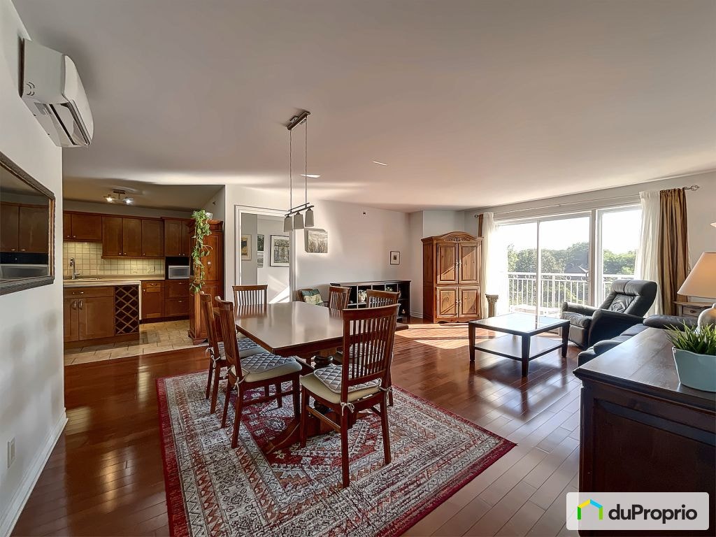 $499,000 - Condominium for sale in Longueuil (Vieux-Longueuil) — photo 1