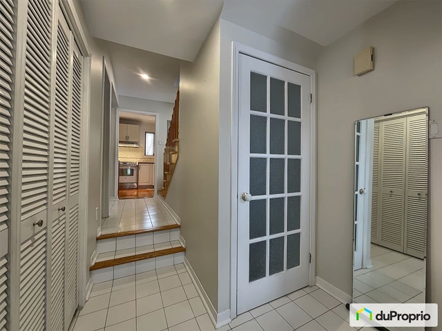 $629,000 - Townhouse for sale in Longueuil (Vieux-Longueuil) — photo 3