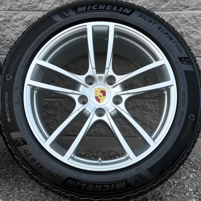 (98%) 4x Porsche Cayenne Coupe 20" OEM Winter Wheels Package in Tires & Rims in City of Toronto - Image 6