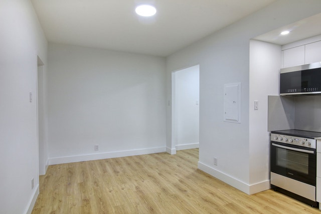 3010 Avenue Van Horne — photo 3